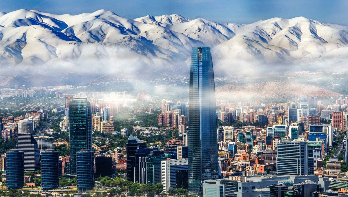 El nuevo sistema ya rige en el transporte público de Santiago de Chile. El nuevo sistema ya rige en el transporte público de Santiago de Chile.