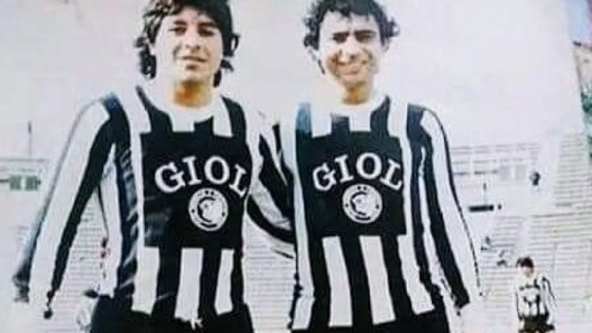 Carlos Rojas con el Búfalo Funes, glorias de Gimnasia y Esgrima de los 80 Carlos Rojas con el Búfalo Funes, glorias de Gimnasia y Esgrima de los 80