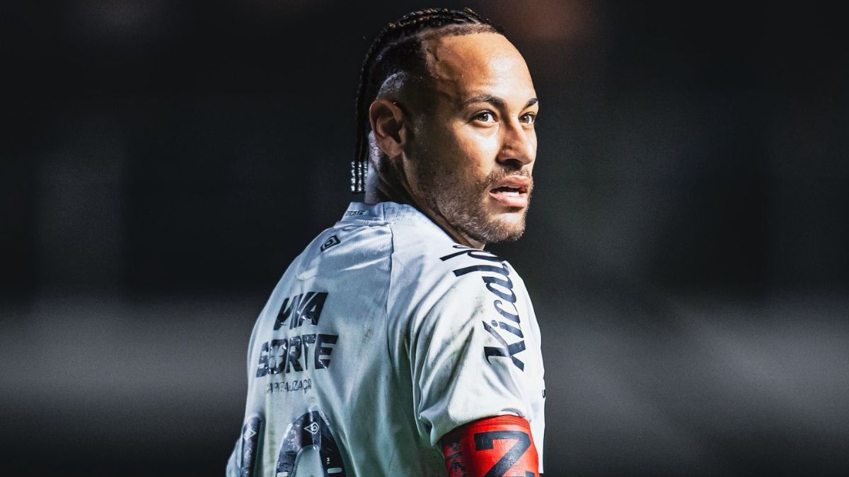 Neymar discutió con un hincha luego de una nueva derrota del Santos.&nbsp;