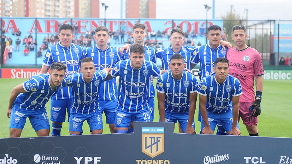 Godoy Cruz cortó su buena racha y empató con Arsenal  