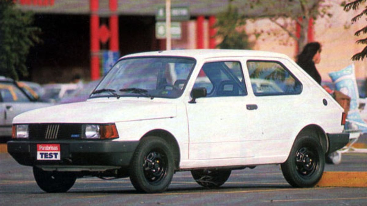 El Fiat Vivace supo ser un auto de gran popularidad. El Fiat Vivace supo ser un auto de gran popularidad. 