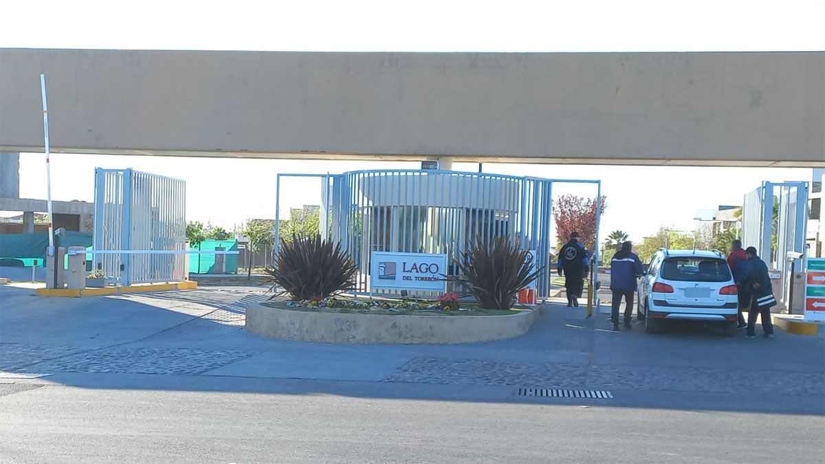 El barrio privado Lago del Torreón, de Maipú, cuenta con seguridad privada y cámaras por todo el predio.
