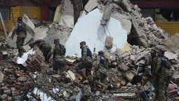 Ya son 61 los muertos en México por el terremoto