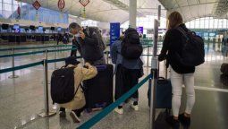 Coronavirus: el Gobierno le exige a la aerolíneas extranjeras que traigan a pasajeros varados