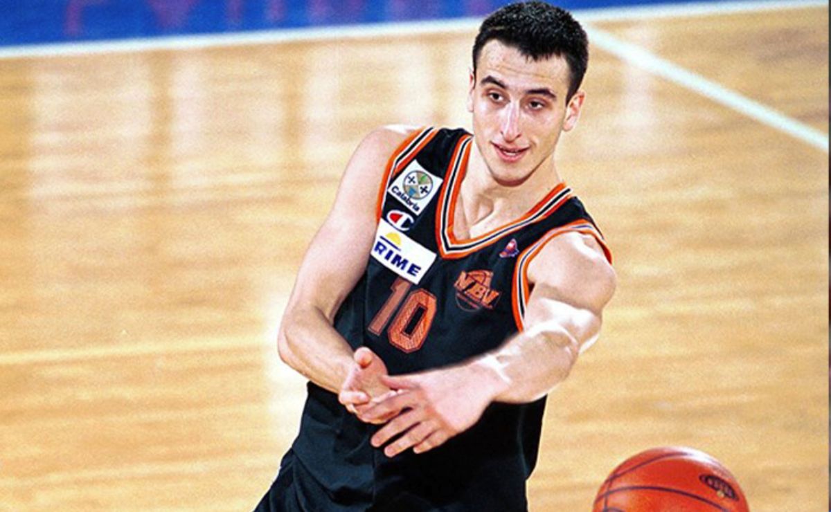 Manu inició su paso por Europa en Reggio Calabria. Manu inició su paso por Europa en Reggio Calabria.