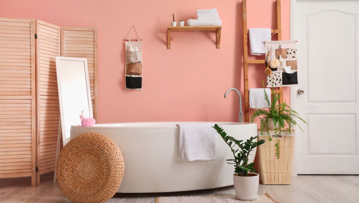 Si quieres que el baño de casa tenga buen aroma, puedes preparar un aromatizante casero. Imagen: Freepik. Si quieres que el baño de casa tenga buen aroma, puedes preparar un aromatizante casero. Imagen: Freepik.
