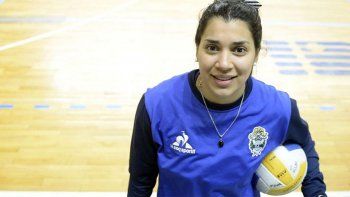Volvió a Argentina una voleibolista que estaba varada en España