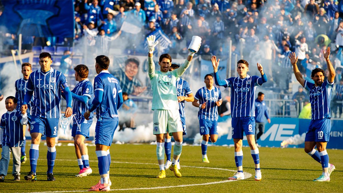 Godoy Cruz visita a Deportivo Madryn.