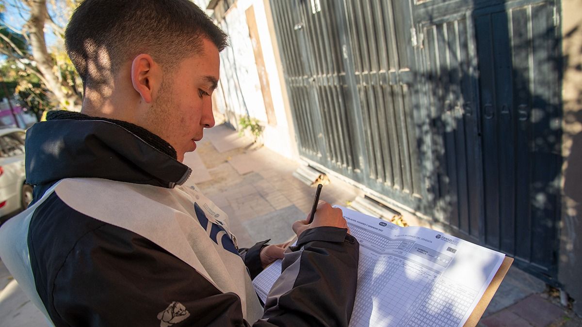 Censo 2022: muchos se preguntan qué hacer si no pasó el censista, a pesar de que hubo 34.000 en la provincia.
