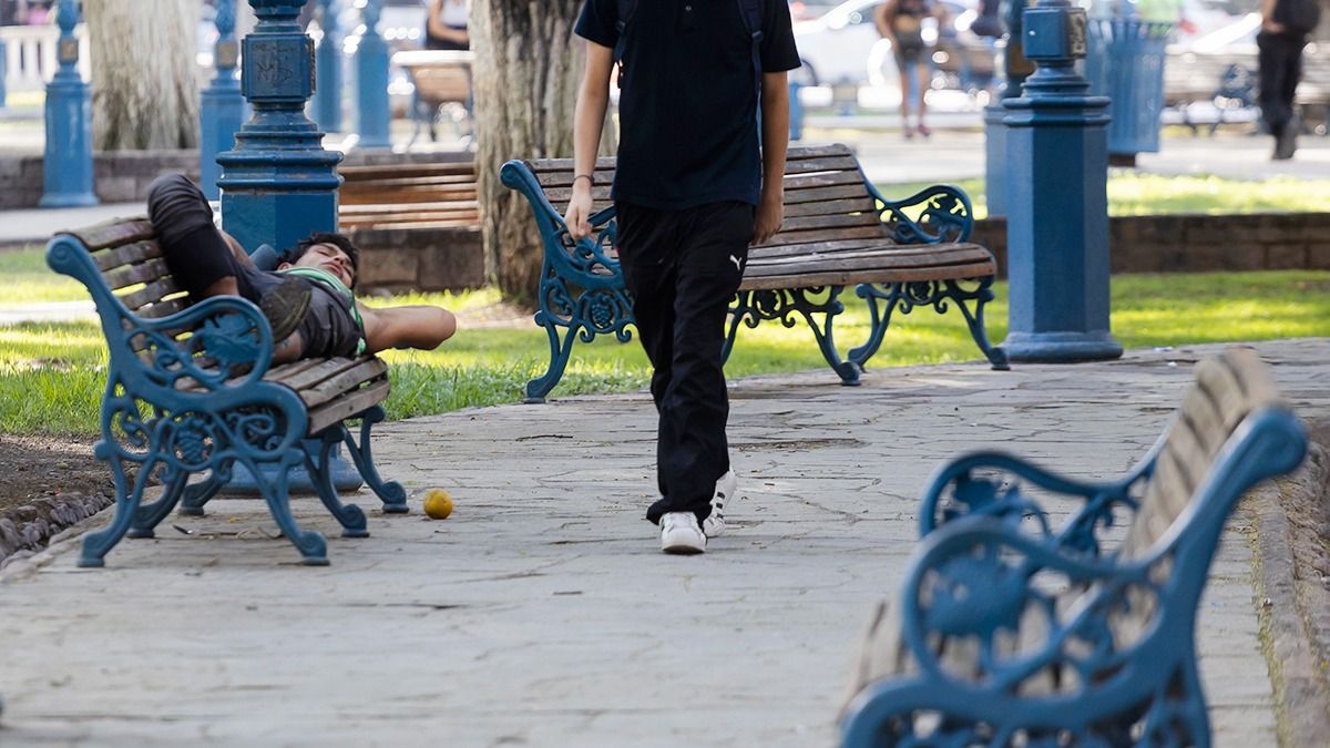 Los casos de indigencia en Mendoza se reflejan con las personas en situación de calle.