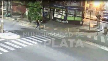Video: una joven denunció que un trapito la violó en un contenedor
