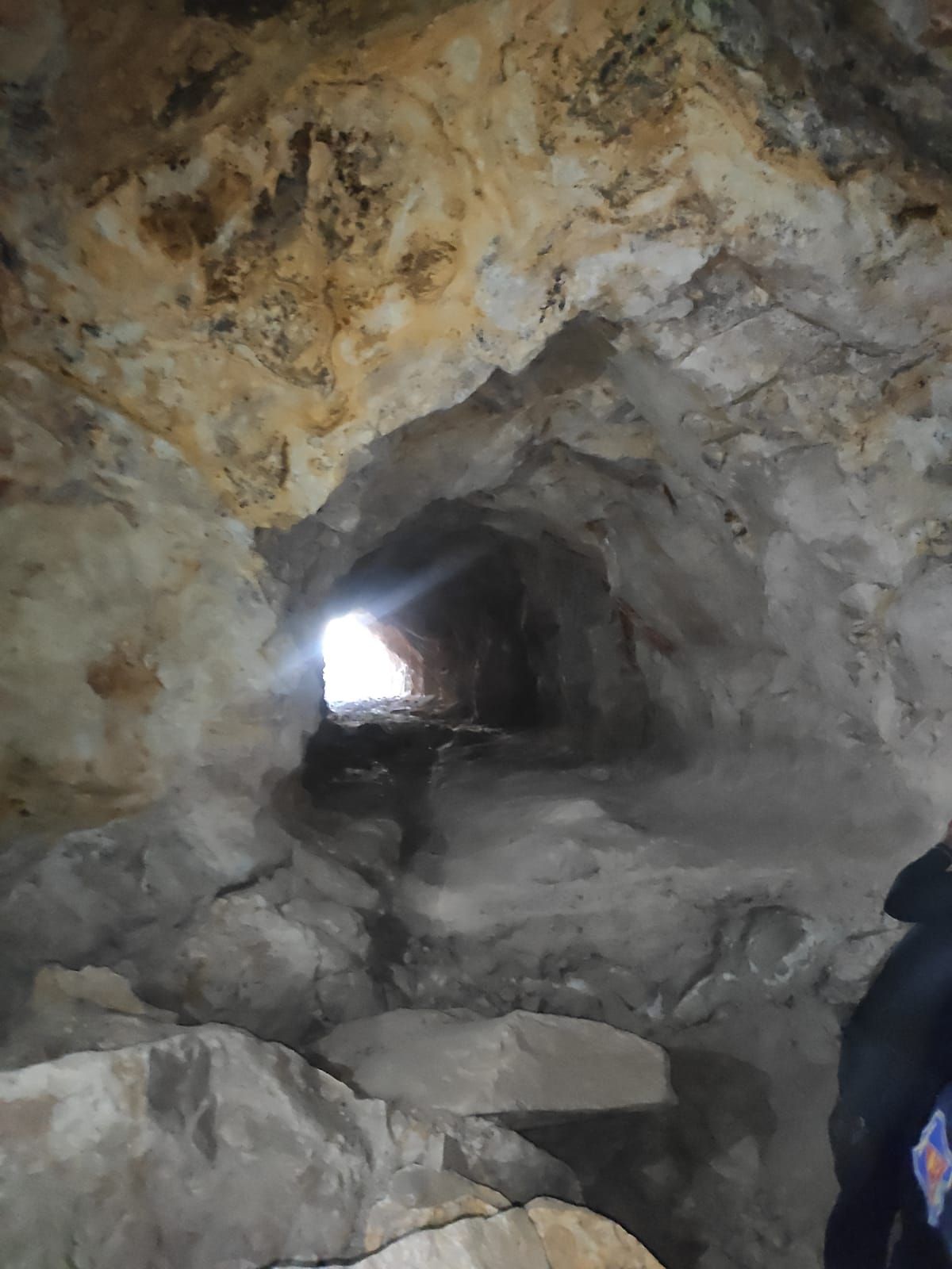 Uno de los accesos a la mina de plomo abandonada. Uno de los accesos a la mina de plomo abandonada.