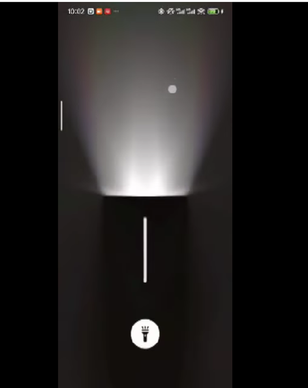 Así es la nueva linterna de Xiaomi. Foto: Hipertextual. Así es la nueva linterna de Xiaomi. Foto: Hipertextual.