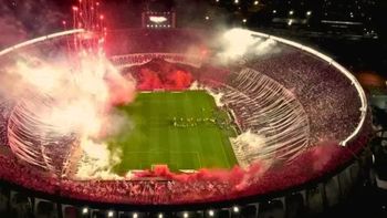 ¿Es un potrero?: así luce el Monumental para el Superclásico ¿Es un potrero?: así luce el Monumental para el Superclásico