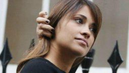Antonela pasó por la peluquería y cambió de look