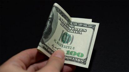 El dólar blue sigue en caída.