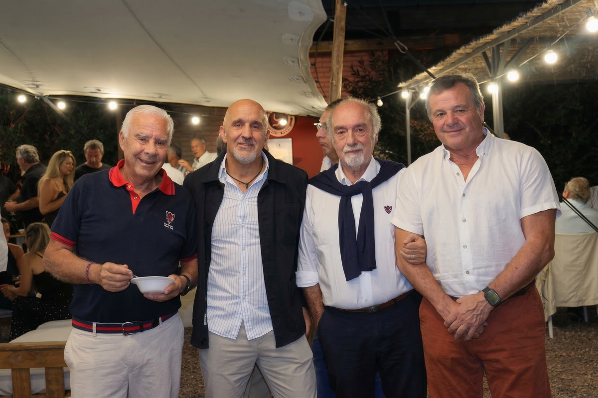 Gilberto Bustos, Sergio Scarabino, Pedro Garc&iacute;a y Paco Lola, representantes de distintas &eacute;pocas del club azulgrana.