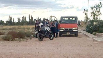Una mujer alcoholizada, chocó y huyó a bordo de un transporte escolar