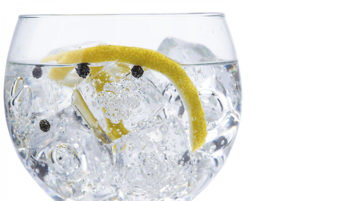 El gin tonic tiene origen británico.