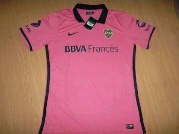 Boca Juniors con camiseta rosa para la temporada 2013 2014