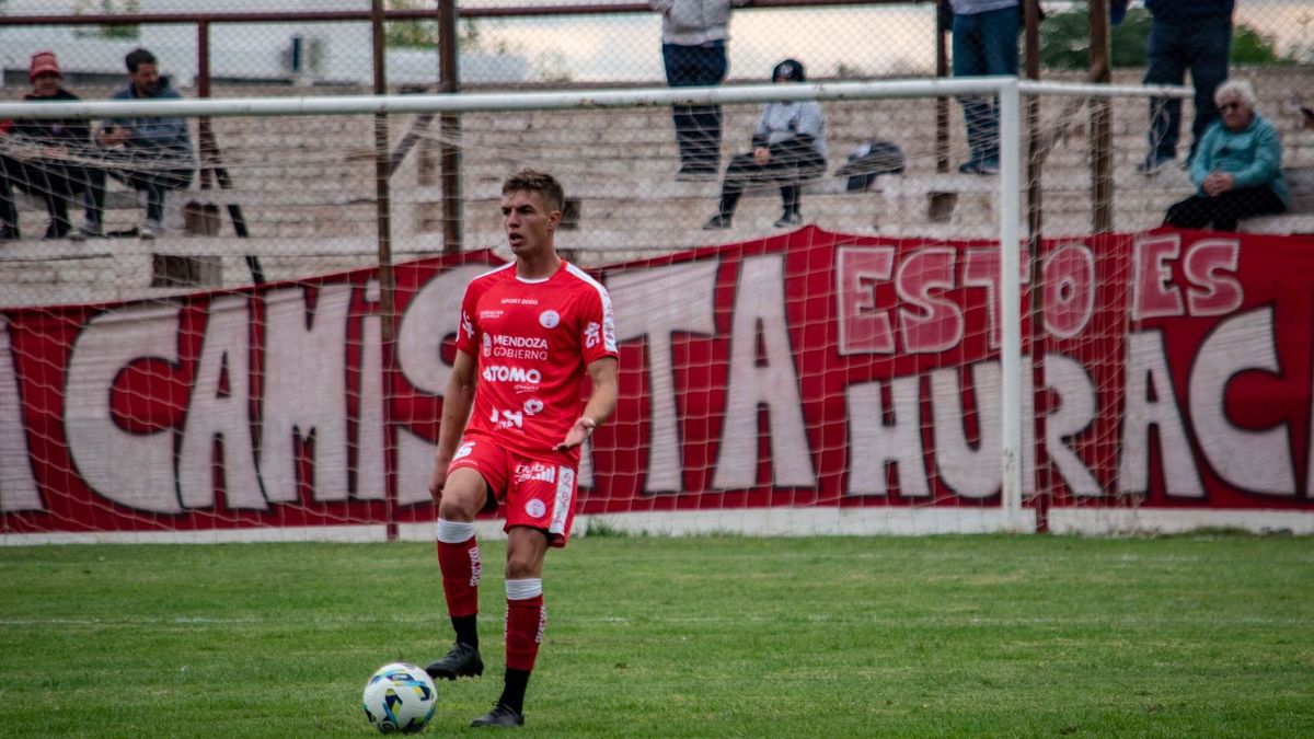 El defensor Brian Alferez está disfrutando del presente que vive en Huracán Las Heras.
