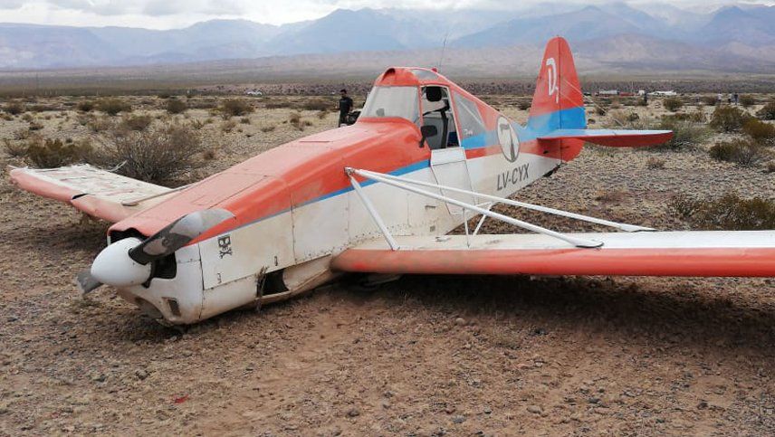 Cayó una avioneta en la reinauguración del Aeroclub de Uspallata