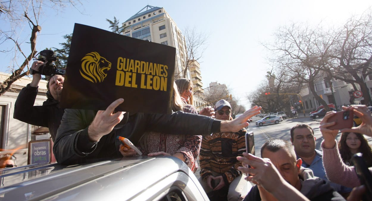 Los Guardianes del León se hicieron sentir en Mendoza. Los Guardianes del León se hicieron sentir en Mendoza.