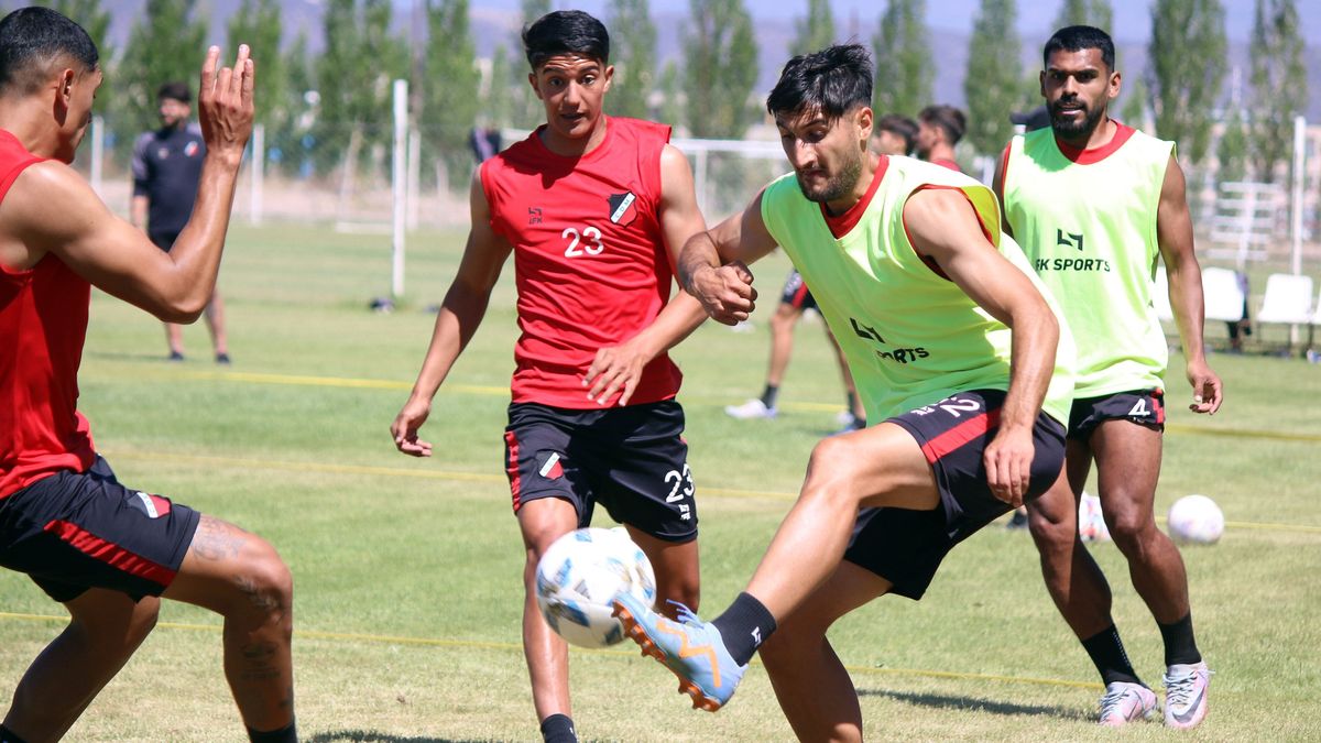Hay un gran ánimo en los jugadores para afrontar el choque ante el Gasolero. Hay un gran ánimo en los jugadores para afrontar el choque ante el Gasolero.