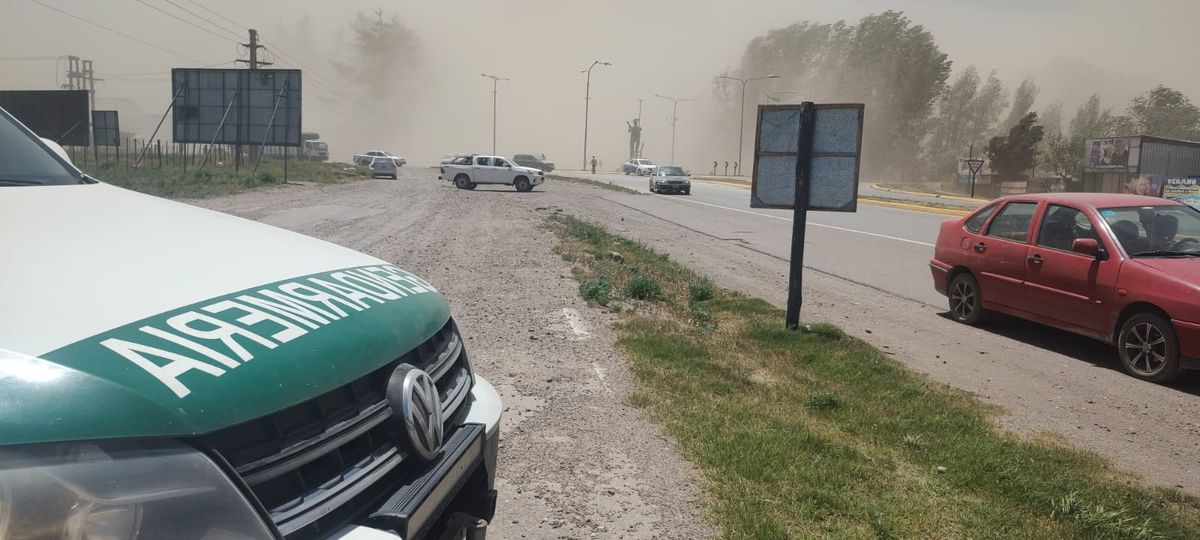 Se espera que el viento Zonda llegue al llano después de las 18 de este jueves. Luego llegará un frente frío.
