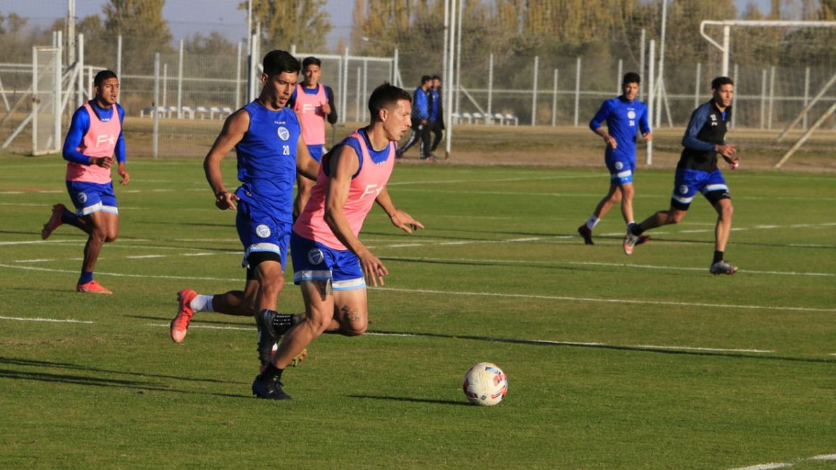 Gianluca Ferrari pone el pecho para sacar adelante a Godoy Cruz