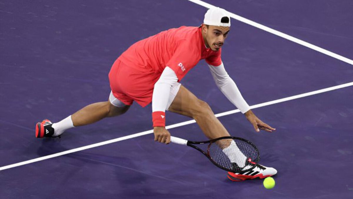 Francisco Cerúndolo se despidió en cuartos de final de Indian Wells al perder frente a Carlos Alcaraz.