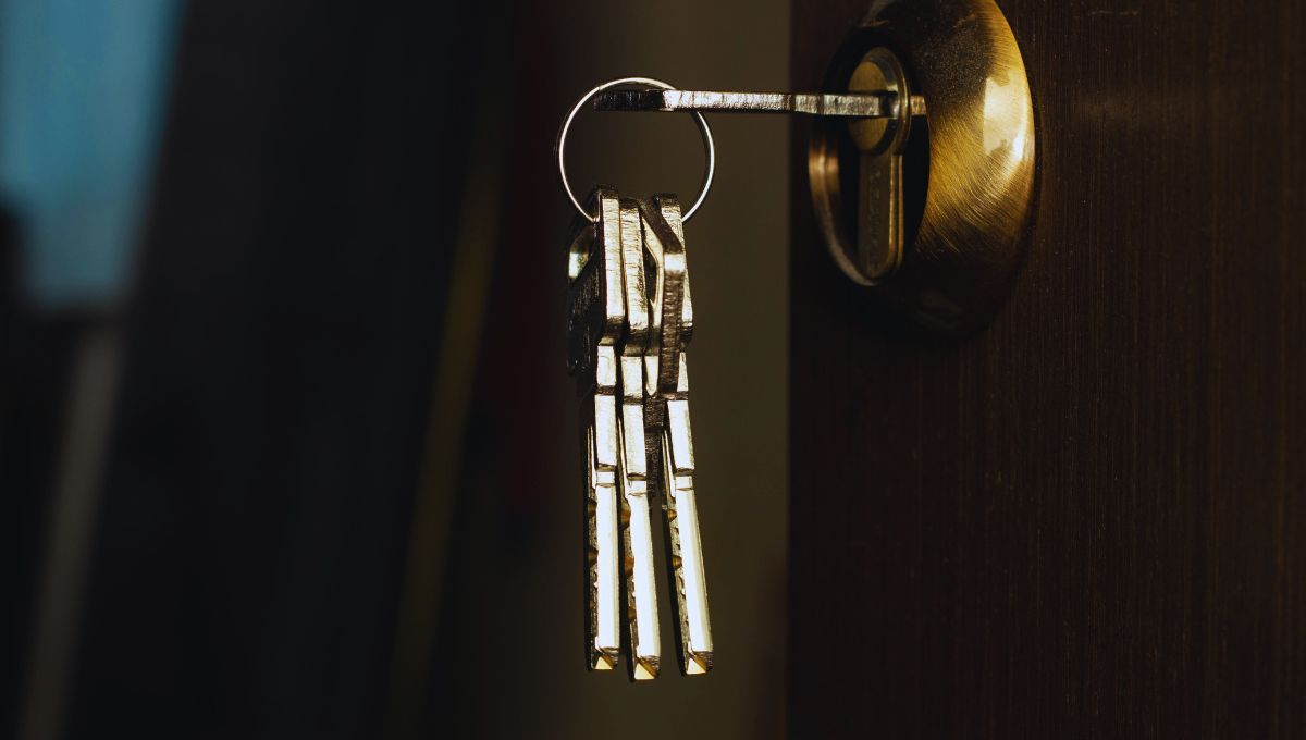 Consejo para evitar robos: que pasa con tu seguridad si dejas las llaves en la puerta por las noches