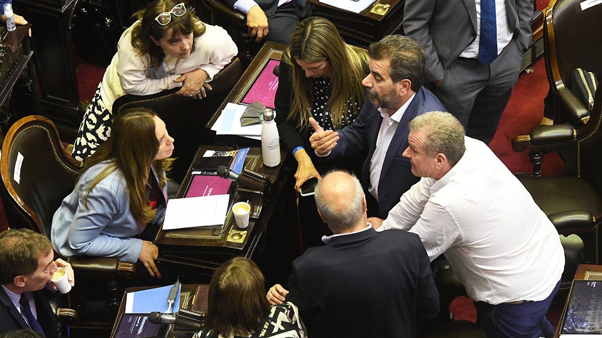 Integrantes del bloque opositor durante el debate donde se rechazó el Presupuesto 2022.
