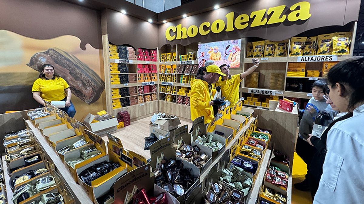 El Tour más dulce llega a Mendoza el 18, 19 y 20 de abril en La Báscula, Nave Cultural con entrada gratuita. El Tour más dulce llega a Mendoza el 18, 19 y 20 de abril en La Báscula, Nave Cultural con entrada gratuita.