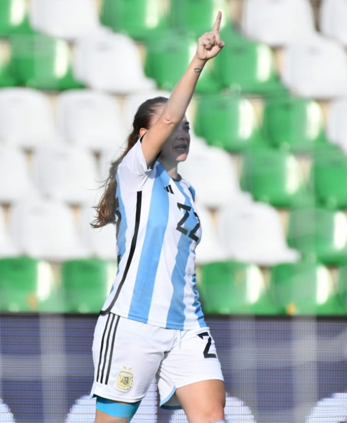 Copa América Femenina 2022: la Selección Argentina goleó a Uruguay, Triplete de Rodríguez y aportes de Banini y Stábile para los de Portanova  en Colombia, Página