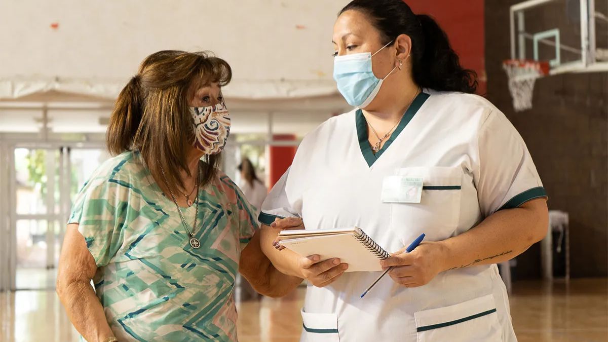Incógnita sobre el aumento a profesionales de la salud agrupados en AMPROS. La paritaria se cerró con doble rechazo por parte del gremio. Incógnita sobre el aumento a profesionales de la salud agrupados en AMPROS. La paritaria se cerró con doble rechazo por parte del gremio. 