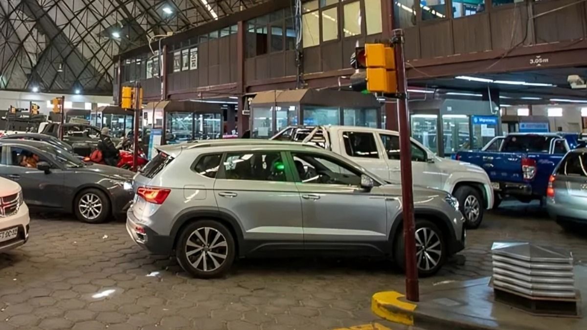 Las esperas en el Paso Cristo Redentor para entrar a Argentina fueron de 5 horas en la madrugada y de hasta 2 horas durante el día.