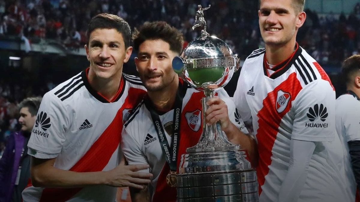 Milton Casco y la Copa Libertadores, junto a Nacho Fern&aacute;ndez, otro de los borrados.