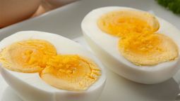 La mayoría desconoce el significado que tiene un huevo con dos yemas.