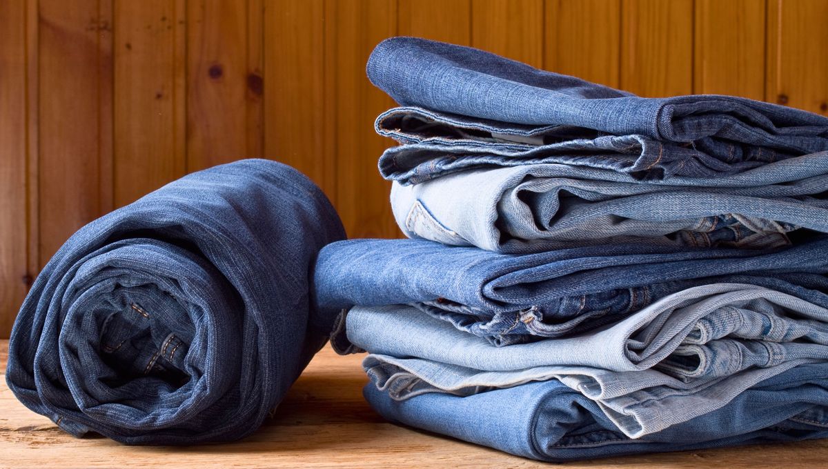 La tela de jean continúa siendo un éxito en la industria debido a su resistencia y versatilidad. La tela de jean continúa siendo un éxito en la industria debido a su resistencia y versatilidad. 