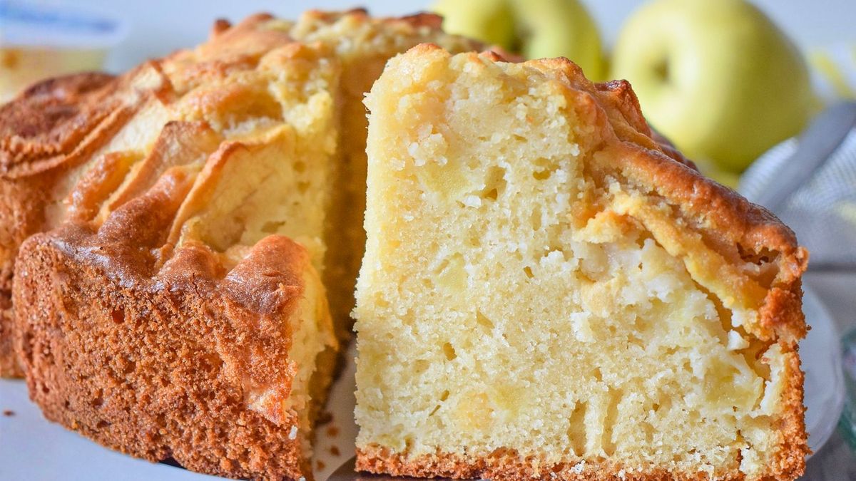 La receta de la torta matera de manzana sin harina ni azúcar es perfecta para incluir en la dieta. La receta de la torta matera de manzana sin harina ni azúcar es perfecta para incluir en la dieta.
