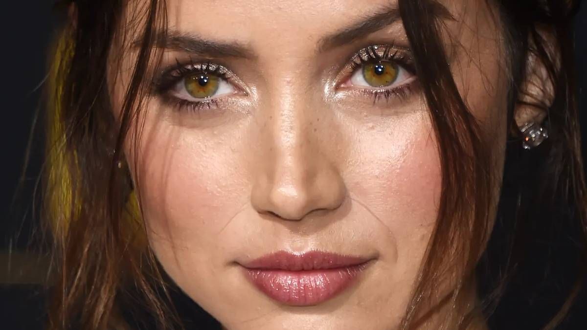 Ana de Armas la rompe en Netflix con una película de 2 horas