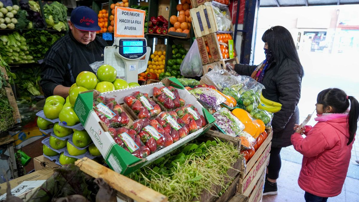 Los precios de las frutas y las verduras se han ido a las nubes.