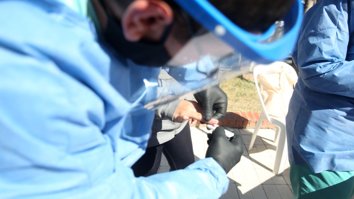 La decisión de Nación de calificar a Luján de Cuyo como uno de los 45 departamentos que están en riesgo epidemiológico, generó desconcierto en la comuna. Según los números del Ministerio de Salud de la Nación ese departamento está séptimo en cantidad de contagios en Mendoza.&nbsp;