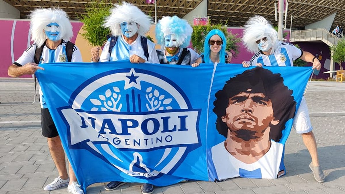 Los hinchas de la Selección argentina esperan ansiosos la final del Mundial Qatar 2022