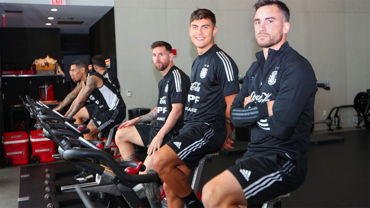 Tagliafico. Dybala, Messi y Di María se entrenan con la Selección Argentina en Miami.