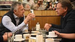 Alfredo Cornejo y Rodolfo Suarez se reunieron para definir retoques al Presupuesto 2024 en virtud de algunas medidas que tomó el Gobierno nacional.&nbsp;
