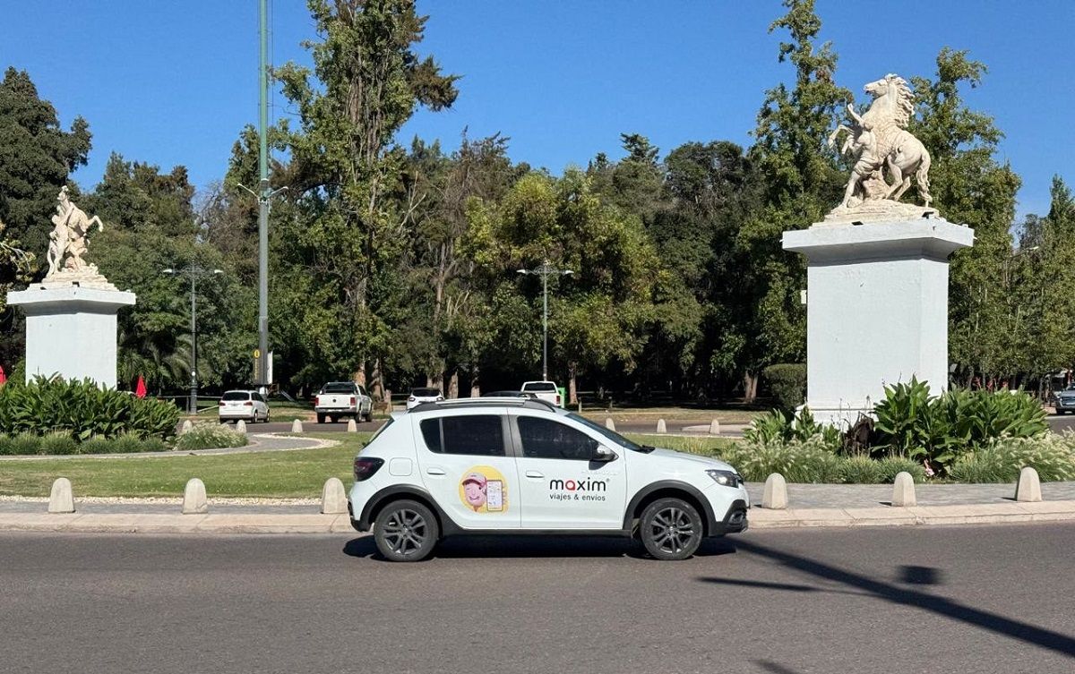 La empresa Maxim está preparada para ser un motor de cambio positivo. La empresa Maxim está preparada para ser un motor de cambio positivo.