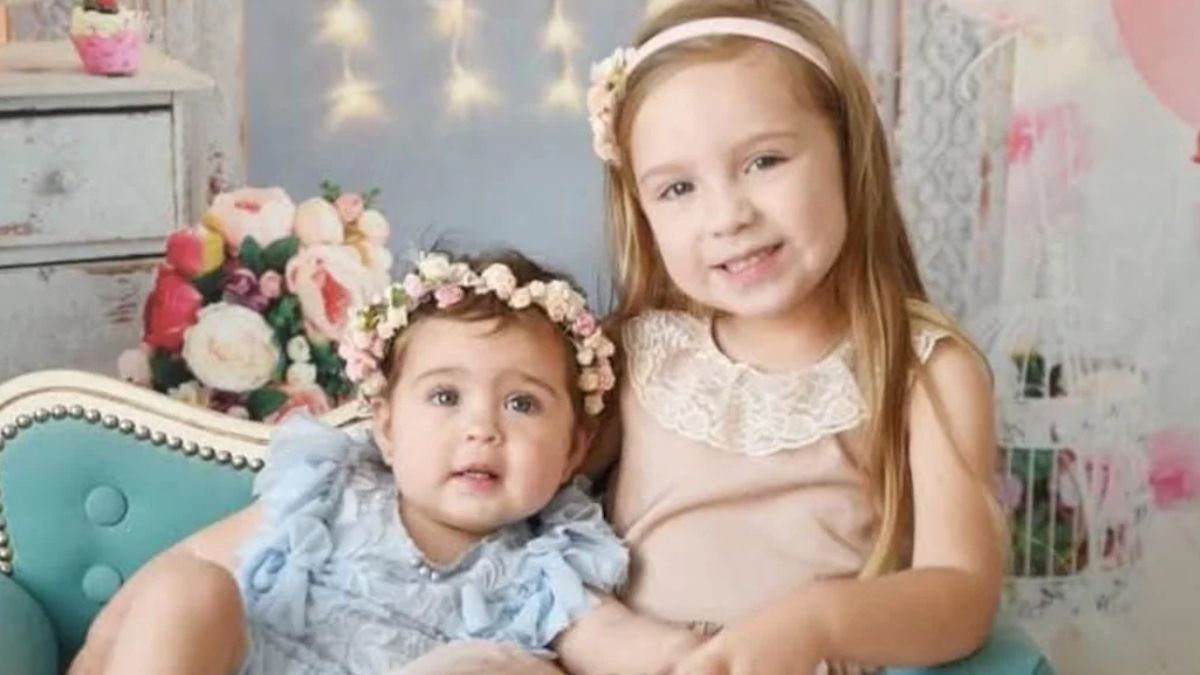 Pilar y Delfina son buscadas hace un mes en Bahía Blanca tras ser arrastradas por el agua durante la inundación.