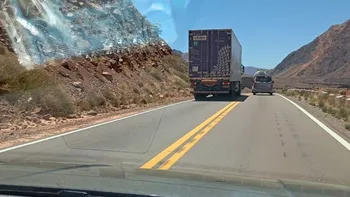 Ya rige la ley para escrachar a infractores a través de WhatsApp Ya rige la ley para escrachar a infractores a través de WhatsApp